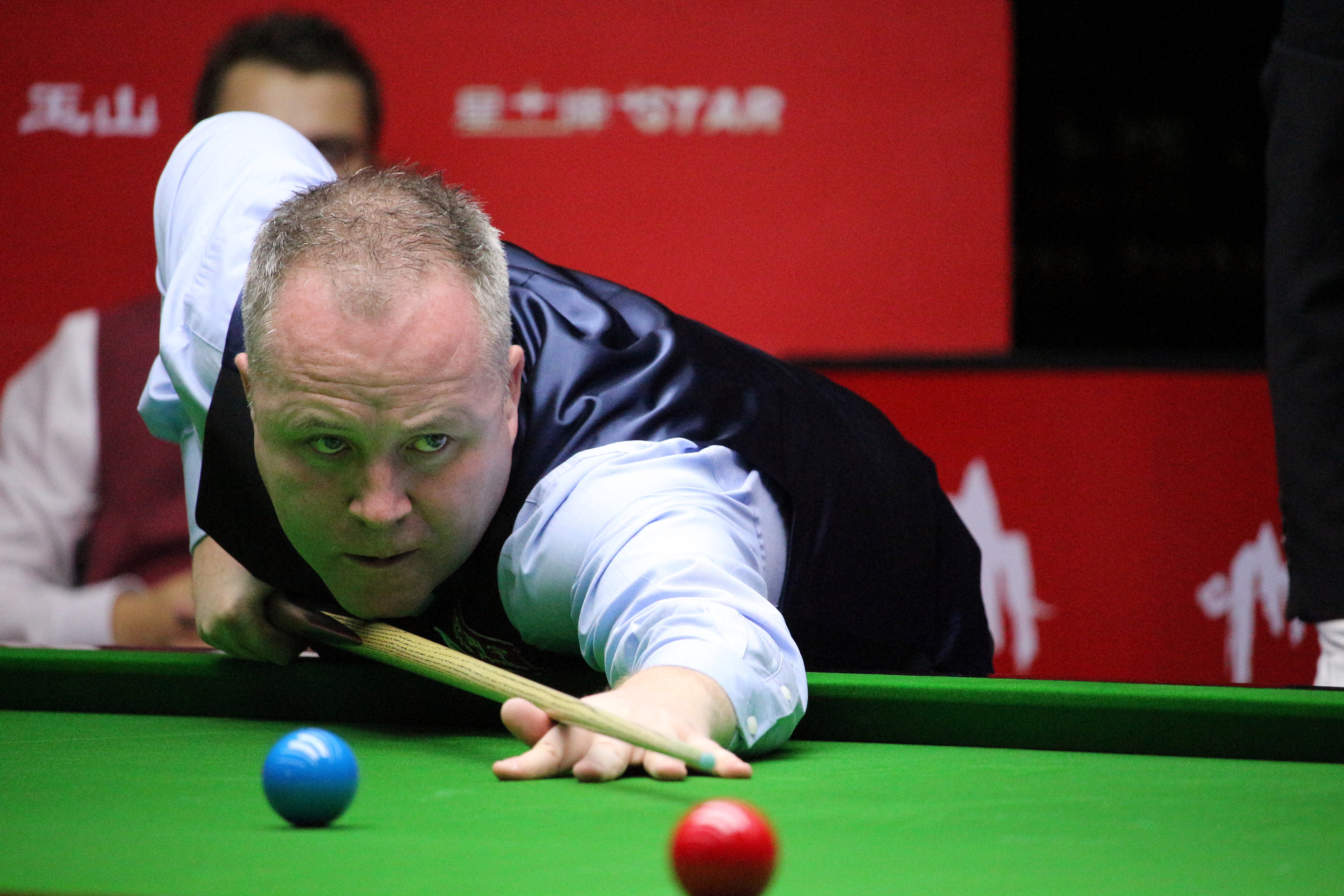 在激烈的德 在激烈的德