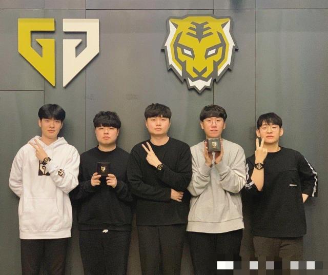 缺的进攻核 缺的进攻核