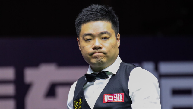 他的坚毅身 他的坚毅身