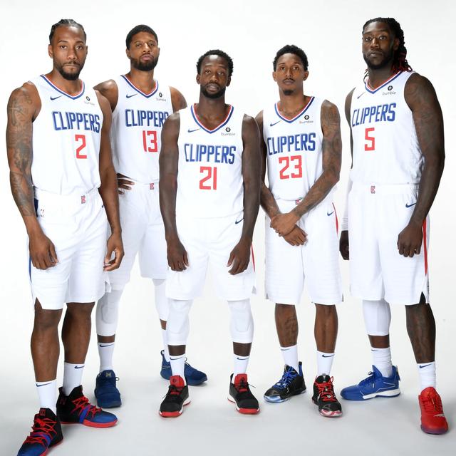 需要靠板凳 需要靠板凳