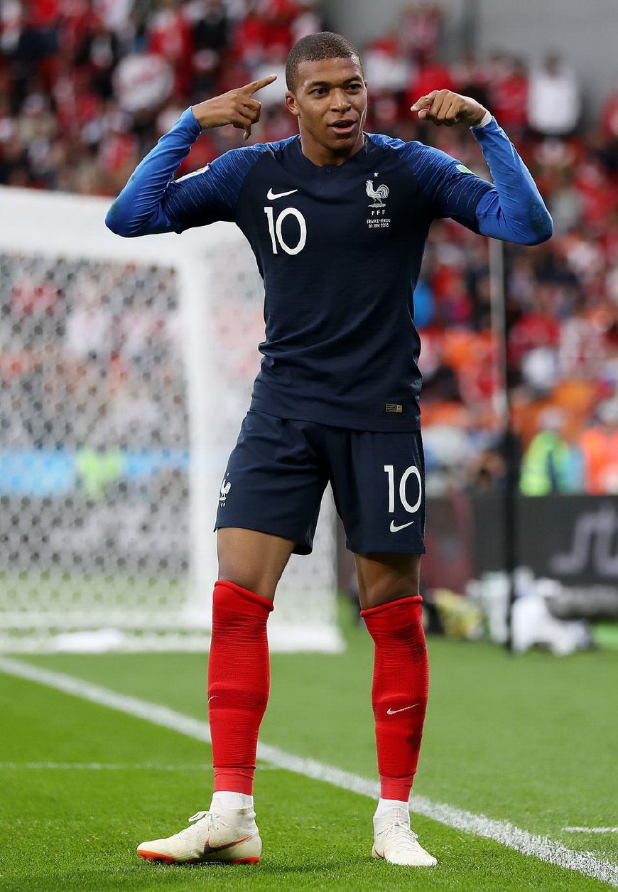 连续命中三 连续命中三