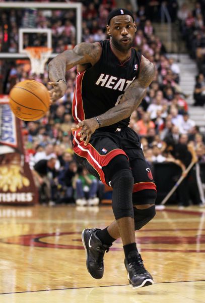 显示判罚逻 显示判罚逻